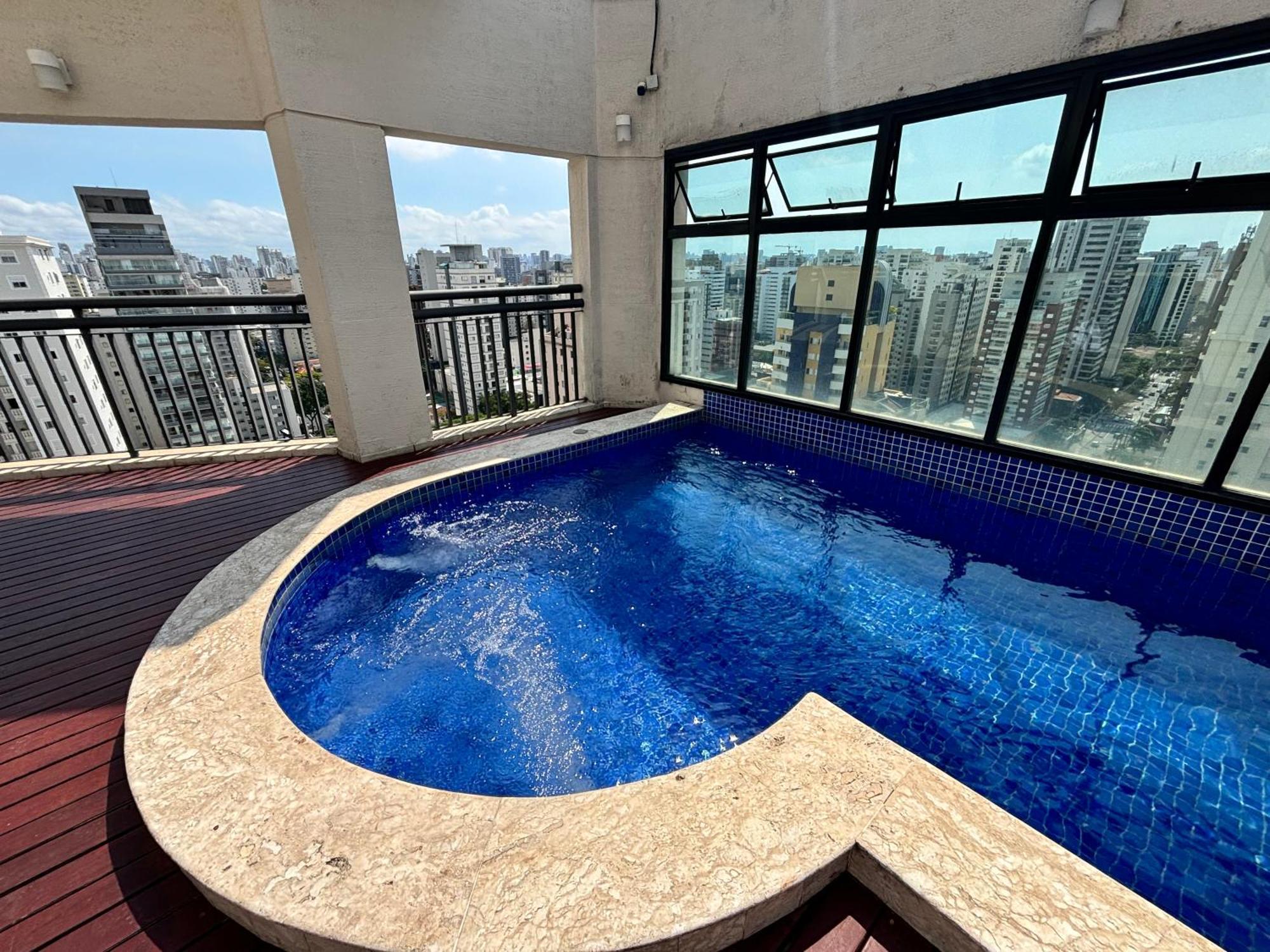 Flat Estaza Executive Moema Ibirapuera Com Garagem Piscina 202 4* São Paulo